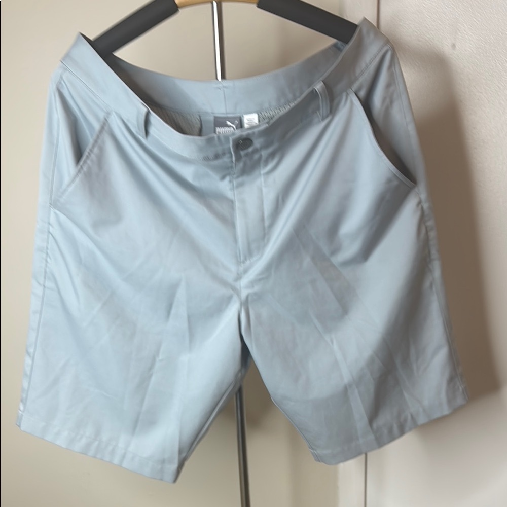 Like New Men’s Golf Shorts